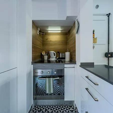 River 2-bedroom With Terrace In Alcantara Apartment